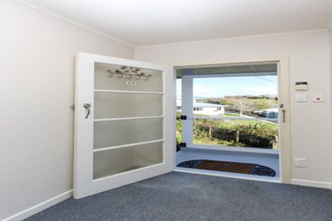 Photo of property in 9 Sardinha Place, Marfell, New Plymouth, 4310