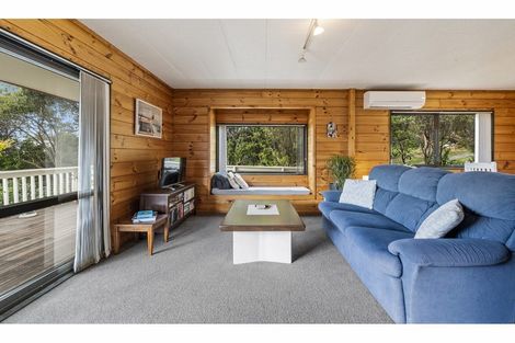 Photo of property in 9 Inca Place, Snells Beach, 0920