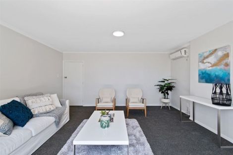 Photo of property in 1/55 Mcfaddens Road, St Albans, Christchurch, 8052