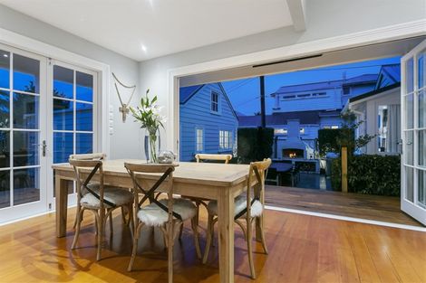 Photo of property in 29 Seaview Avenue, Northcote, Auckland, 0627