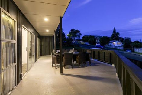 Photo of property in 3 Dunraven Place, Torbay, Auckland, 0630