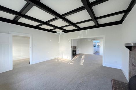 Photo of property in 22 Walker Road, Point Chevalier, Auckland, 1022