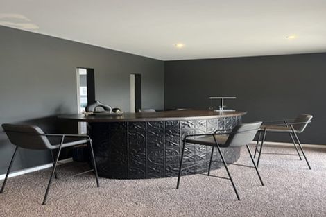 Photo of property in 5 Old Racecourse Road, Albert Town, Wanaka, 9305