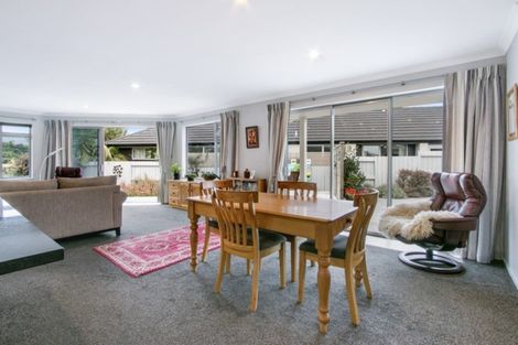 Photo of property in 5 Riverside Place, Katikati, 3129