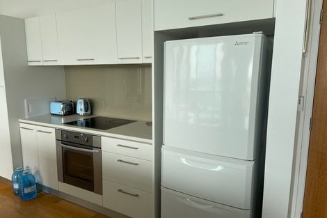 Photo of property in Sentinel Apartments, 905/3 Northcroft Street, Takapuna, Auckland, 0622