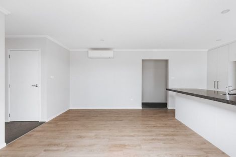 Photo of property in 12 Ridge Drive, Omokoroa, 3114