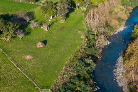 Photo of property in 4 Reikorangi Road, Waikanae, 5036