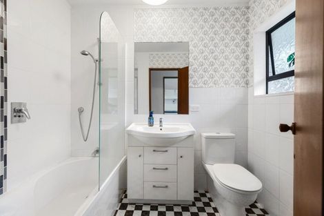 Photo of property in 14b Tutchen Street, Tauranga, 3110
