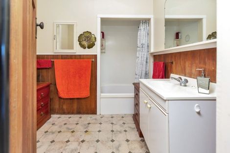 Photo of property in 8 Bernard Street, Avenues, Whangarei, 0110