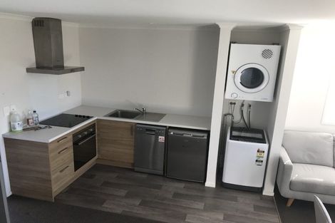 Photo of property in 1/28 Beatty Street, Melville, Hamilton, 3206