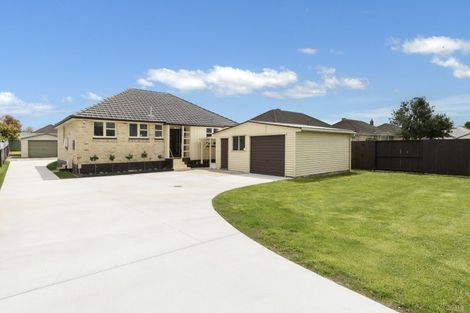 Photo of property in 2/935 Cameron Road, Gate Pa, Tauranga, 3112