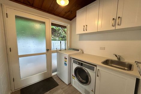 Photo of property in 8 Evergreen Place, Sunshine Bay, Queenstown, 9300