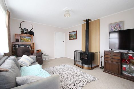 Photo of property in 24 Edward Street, Pahiatua, 4910