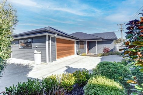 Photo of property in 32 Maxwell Avenue, Durie Hill, Whanganui, 4500