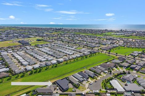 Photo of property in 48 Cupples Street, Papamoa Beach, Papamoa, 3118