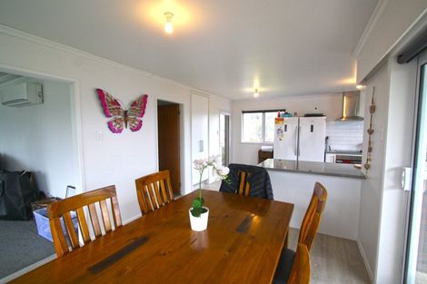 Photo of property in 93 Centennial Avenue, Waitara, 4320