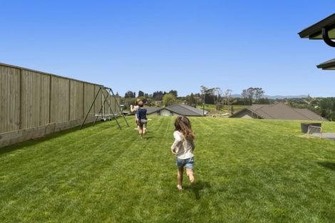 Photo of property in 19 Wairere Rise, Omokoroa, 3114