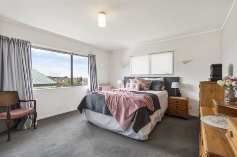 Photo of property in 23 Blue Heron Rise, Stanmore Bay, Whangaparaoa, 0932