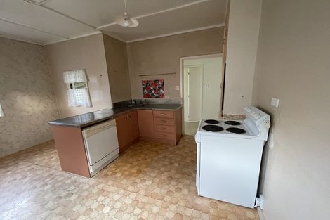 Photo of property in 96 Beach Haven Road, Beach Haven, Auckland, 0626