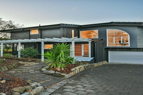 Photo of property in 1 Tremen Place, Pukekohe, 2120
