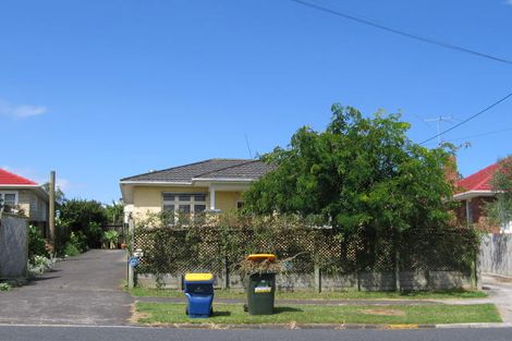 Photo of property in 1/146 Hutchinson Avenue, New Lynn, Auckland, 0600