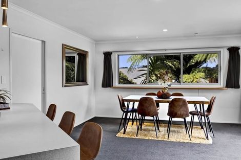 Photo of property in 15c Anderson Way, Highlands Park, New Plymouth, 4312