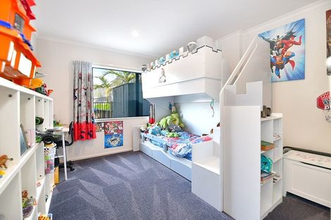 Photo of property in 16 Double Bay Place, Army Bay, Whangaparaoa, 0930