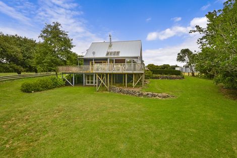 Photo of property in 248 Whangarata Road, Tuakau, 2694