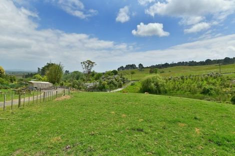 Photo of property in 56c Kaipara Coast Highway, Helensville, 0871
