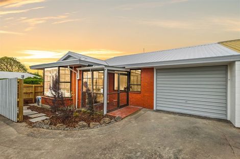 Photo of property in 1/7 Peverel Street, Riccarton, Christchurch, 8011