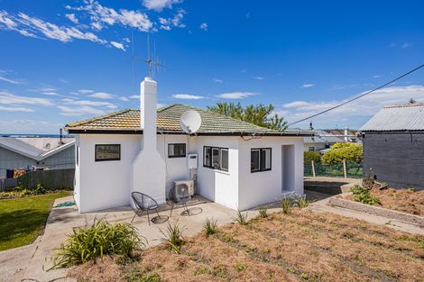 Photo of property in 16a Clyde Street, Oamaru North, Oamaru, 9400