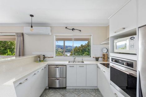 Photo of property in 41 Hammond Avenue, Hatfields Beach, Orewa, 0931