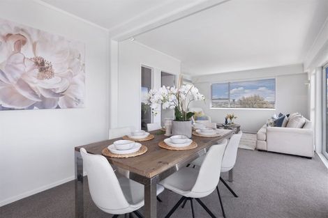 Photo of property in 4/87 Ocean View Road, Hillcrest, Auckland, 0627