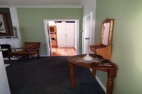 Photo of property in 10 Leicester Street, Patea, 4520