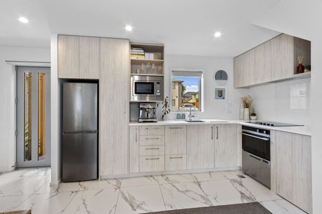 Photo of property in 2/48 Ward Street, Addington, Christchurch, 8024