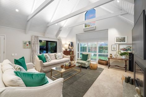 Photo of property in 24 Poynder Avenue, Merivale, Christchurch, 8014