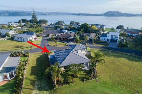 Photo of property in 19 Barbados Way, One Tree Point, 0118