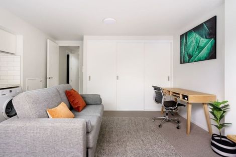 Photo of property in 2/22 Peterborough Street, Christchurch Central, Christchurch, 8013