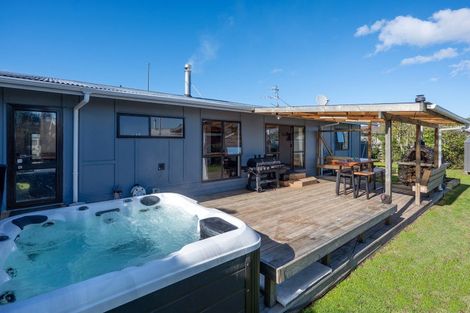 Photo of property in 34 Robinson Avenue, Holdens Bay, Rotorua, 3010