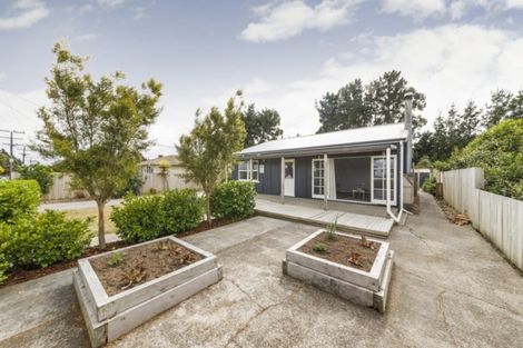 Photo of property in 37 Hewitts Road, Linton, Palmerston North, 4472