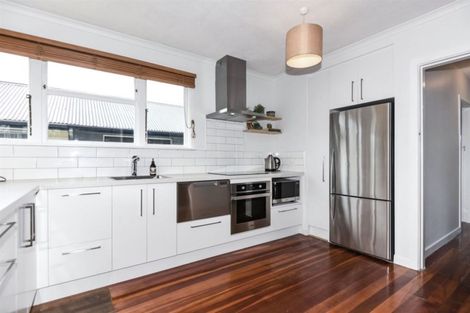 Photo of property in 56 Pacific Road, North New Brighton, Christchurch, 8083