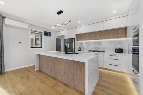 Photo of property in 90 Longhorn Drive, Flat Bush, Auckland, 2019