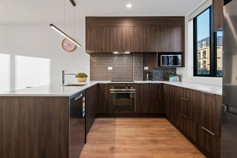 Photo of property in 10/19 Windlass Street, Long Bay, Auckland, 0630