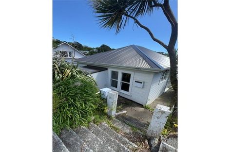 Photo of property in 37 Raroa Road, Kelburn, Wellington, 6012