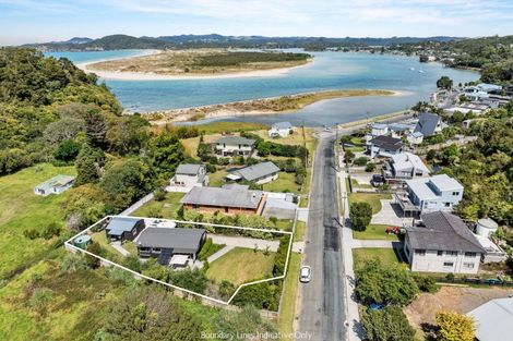 Photo of property in 44 Te Maika Road, Ngunguru, Whangarei, 0173