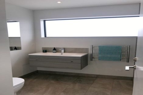 Photo of property in 41 Carder Court, Hobsonville, Auckland, 0618