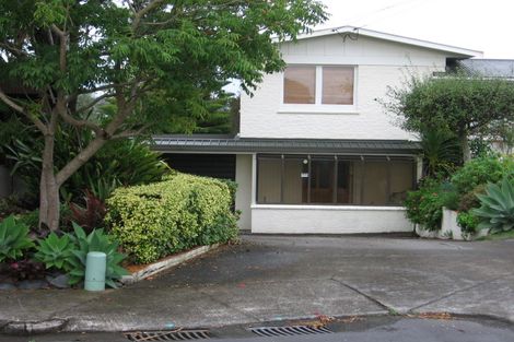 Photo of property in 32 Swan Crescent, Pakuranga, Auckland, 2010