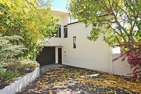 Photo of property in 3 Busby Place, Havelock North, 4130