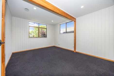 Photo of property in 50 Poaka Avenue, Dinsdale, Hamilton, 3204