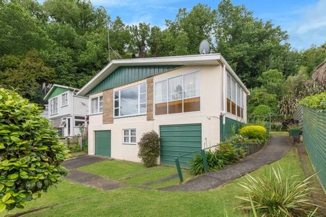 Photo of property in 105 Peat Street, Whanganui, 4500